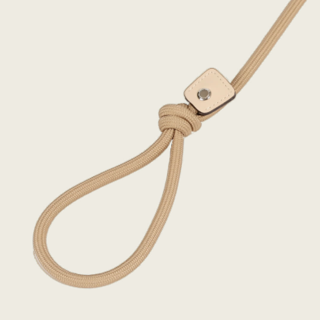 Essential Lead_BEIGE