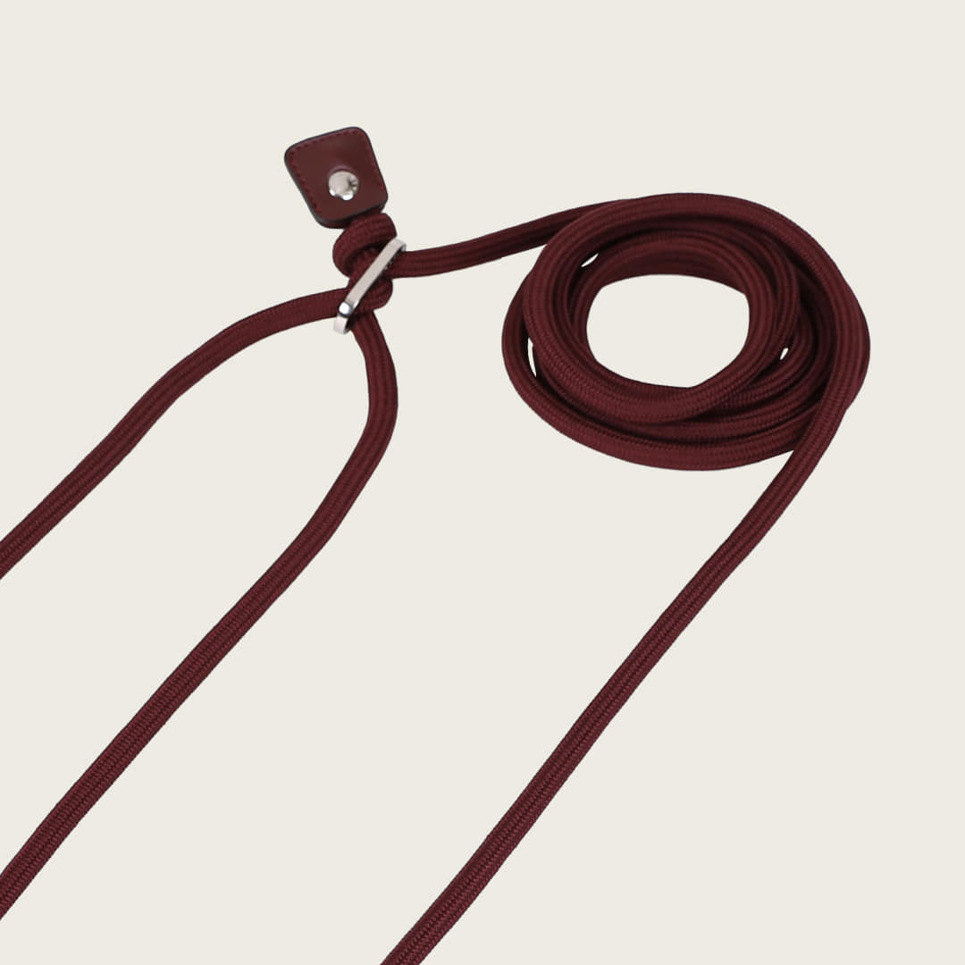 Essential Hands-Free Lead_BURGUNDY