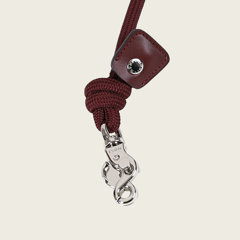 Essential Lead_BURGUNDY