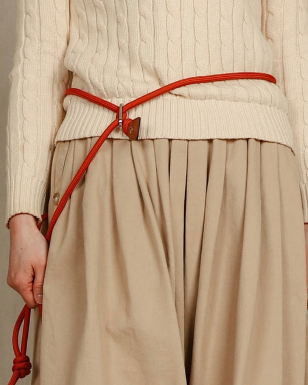 Essential Hands-Free Lead_BURGUNDY