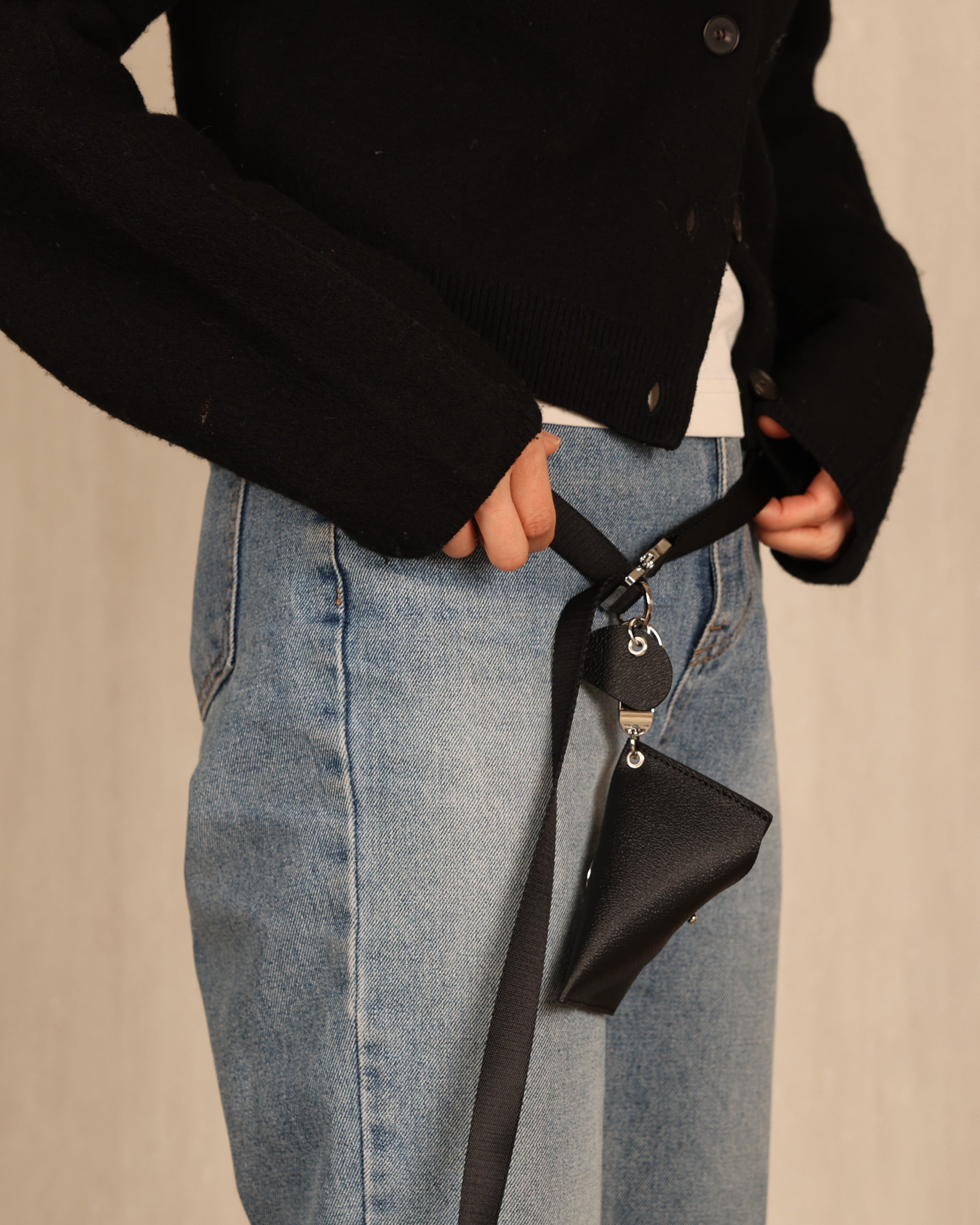 Waste Bag Holder_BLACK