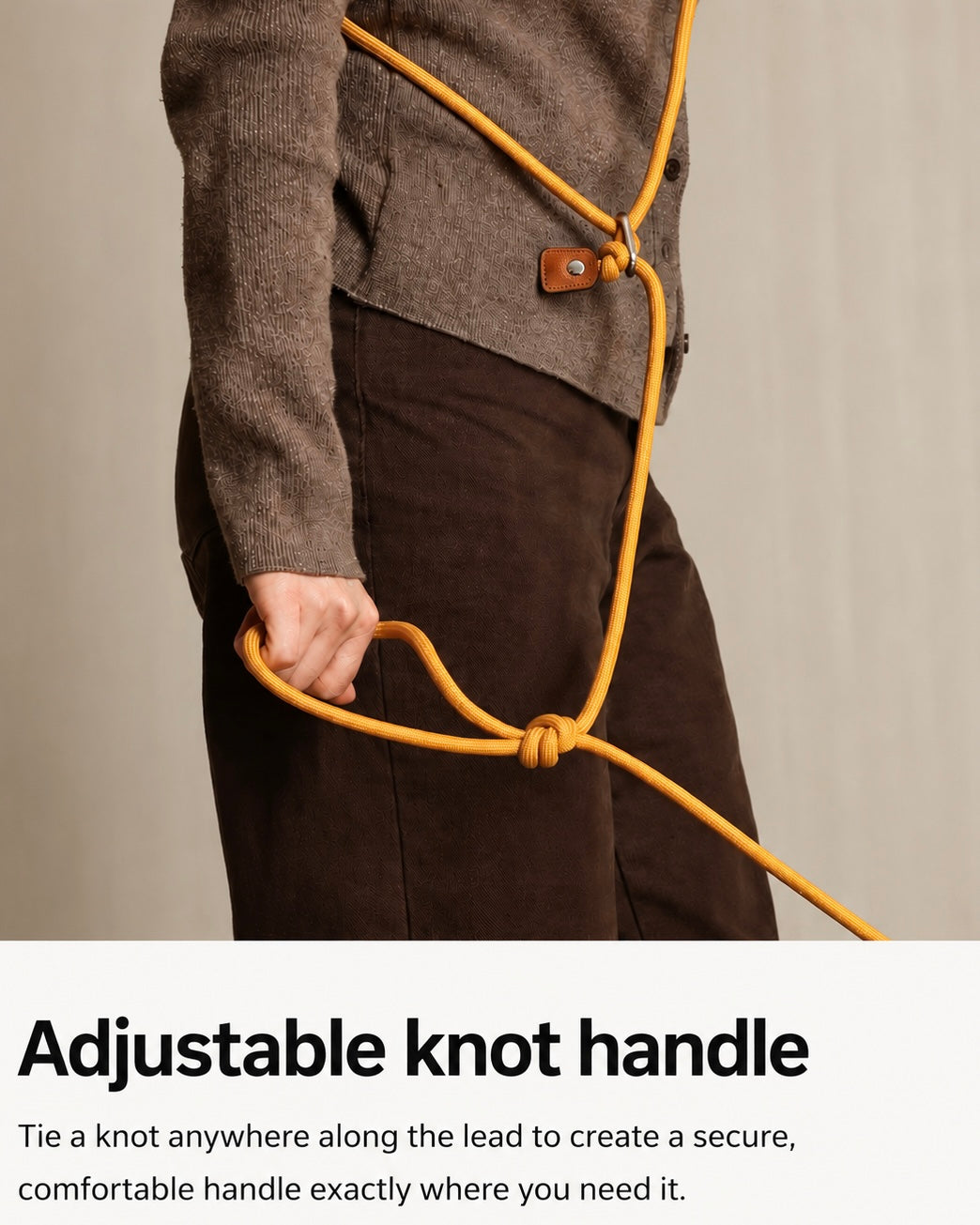 Essential Hands-Free Lead_BURGUNDY
